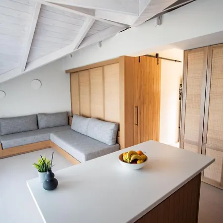 Yolo - Loft Lägenhet *