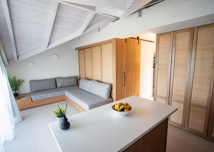 Yolo - Loft Apartman *